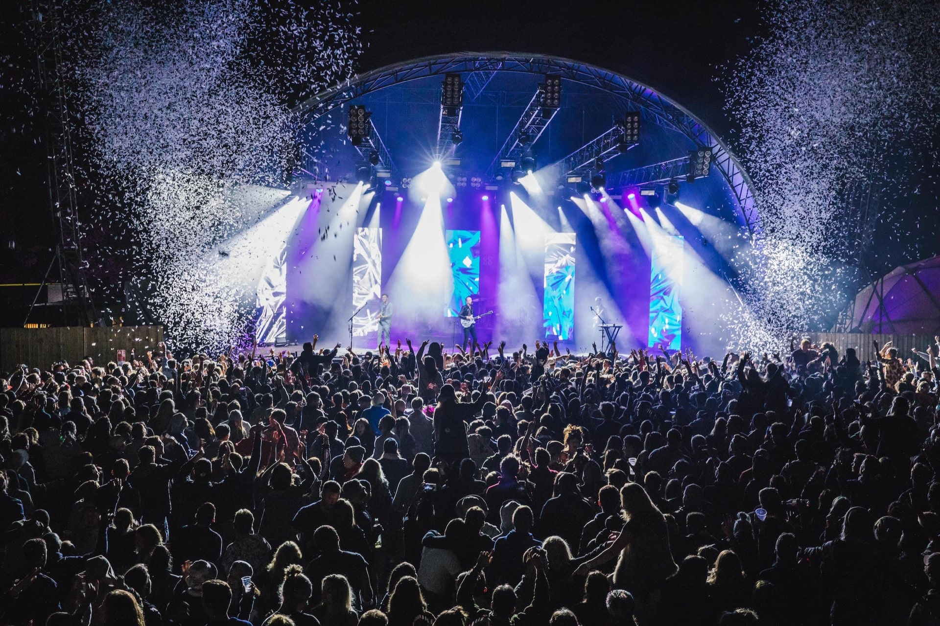 WEWORK SUMMER CAMP 2017 2 Two Door Cinema Club ANDREWWHITTON FANATIC