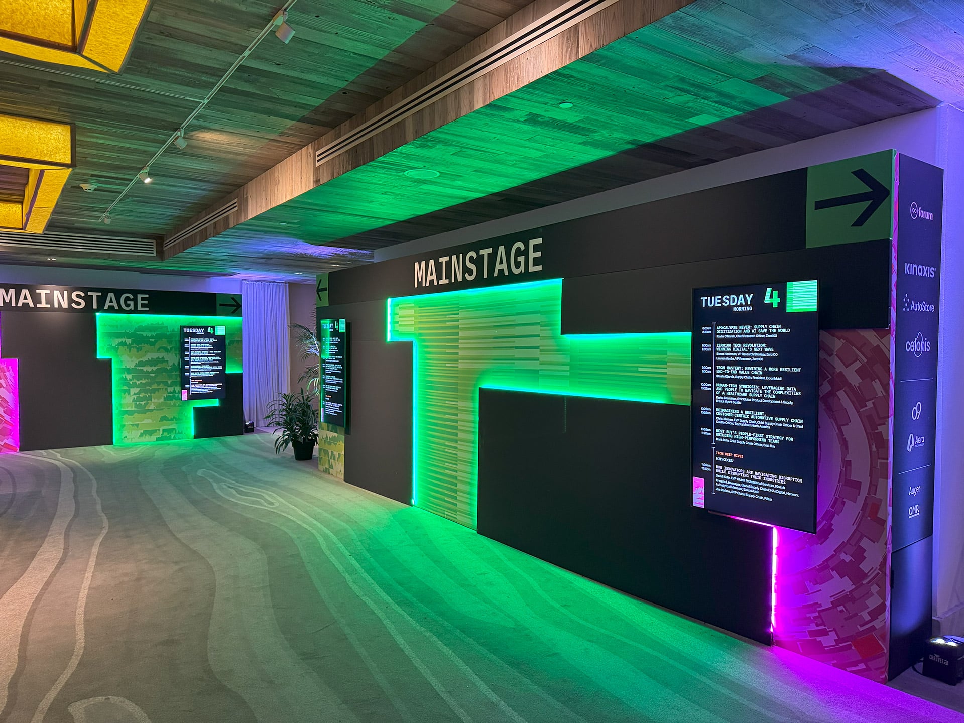 Zero100 2025 Event Light Decor